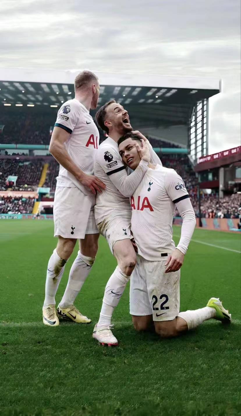 热刺主场击败南安普顿，保持稳定，稳步上升的简单介绍