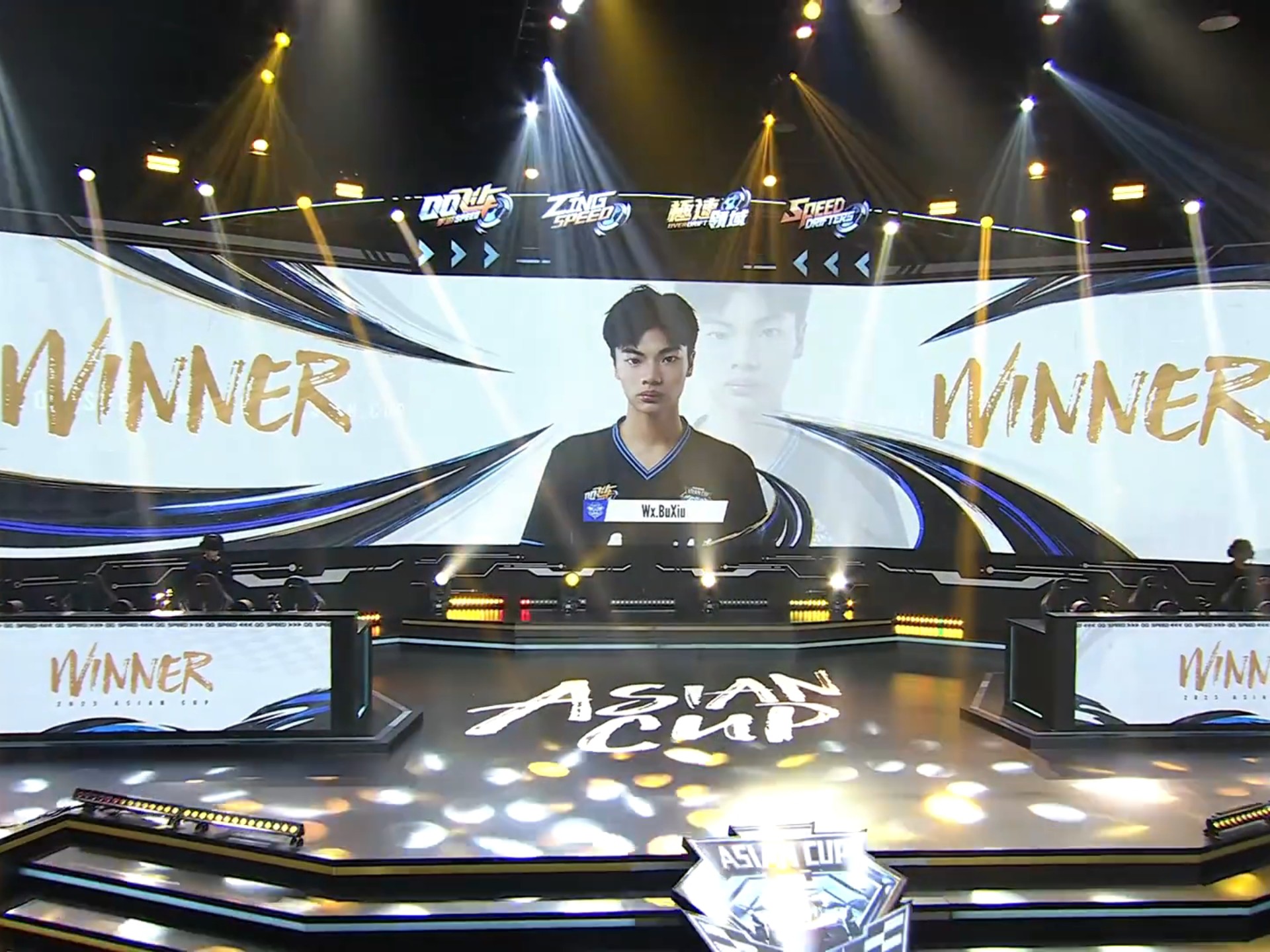 KT横扫EDG，CoreJJ单局斩获MVP顶尖较量2025世界赛，留下经典瞬间