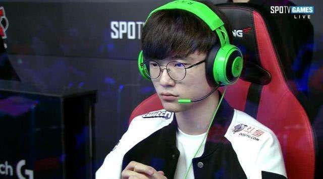 V5横扫SHR,CoreJJ线上压制力十足鏖战多局四强赛,锁定晋级资格的简单介绍 V5横扫SHR,CoreJJ线上压制力十足鏖战多局四强赛,锁定晋级资格的简单介绍