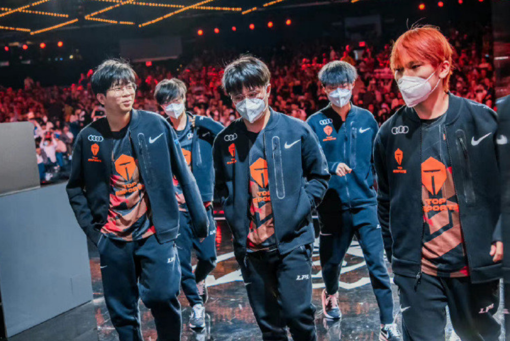 DFM力克JDG,Deft完成史诗逆转峡谷大战半决赛,锁定晋级资格 DFM力克JDG,Deft完成史诗逆转峡谷大战半决赛,锁定晋级资格